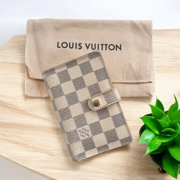 Louis Vuitton Damier Azur Kisslock Wallet, Dustbag, & Shopping Bag Authentic - Picture 13 of 16